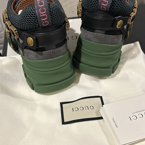 New authentic Gucci shoes - Picture 5 of 10